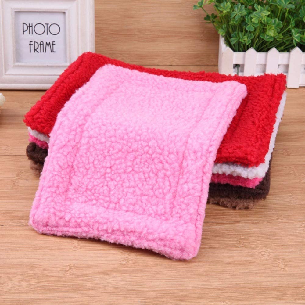  1PC Rosa Felpa PequeñO Mascotas Guinea Pig HáMster Cama De La Casa Caliente del Invierno De La Ardilla De Erizo Tapete De Conejo Amortiguador Cama Nido HáMster Casa Accesorio 