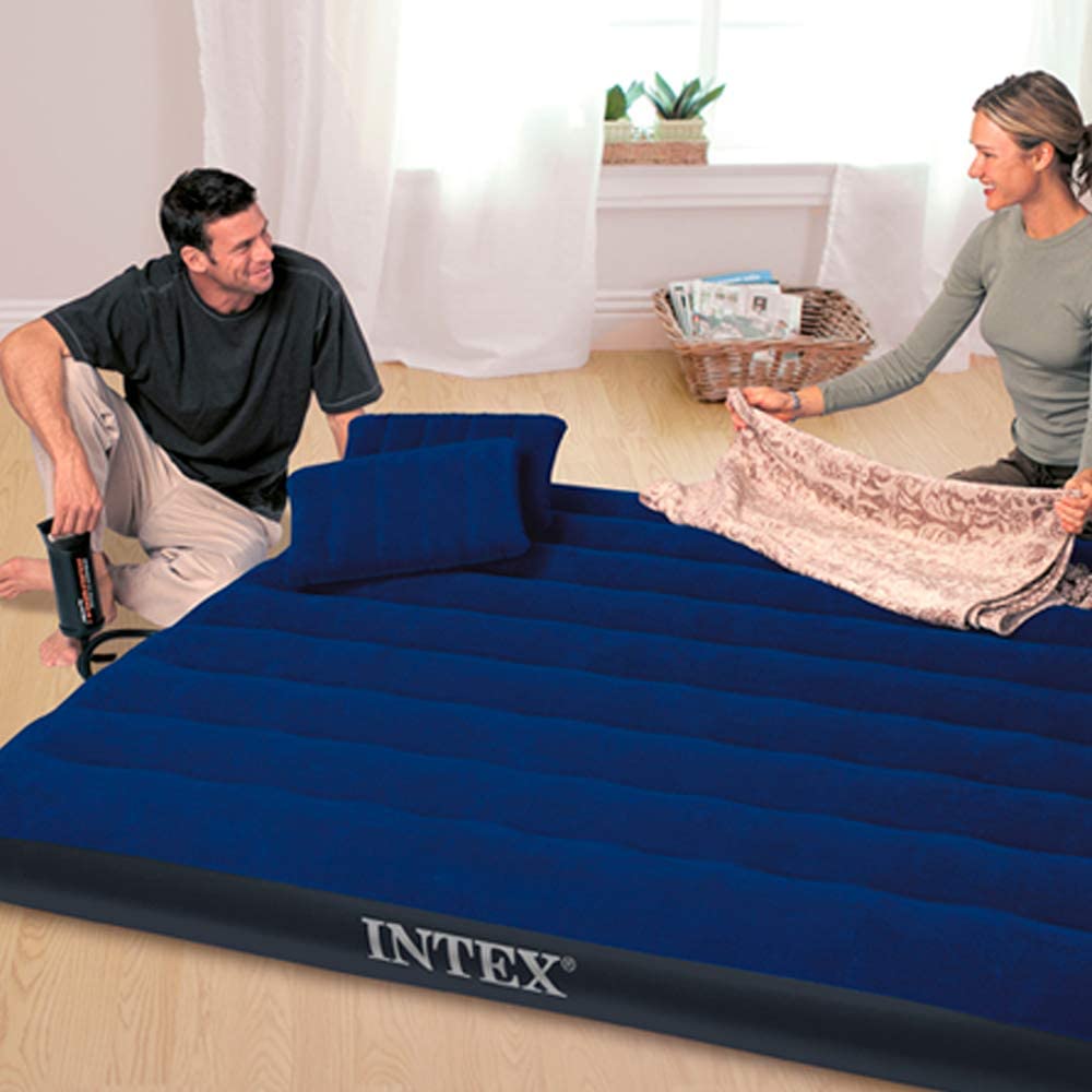  Intex 68765 - Colchón hinchable con 2 almohadas y bomba 152 x 203 x 22 cm 