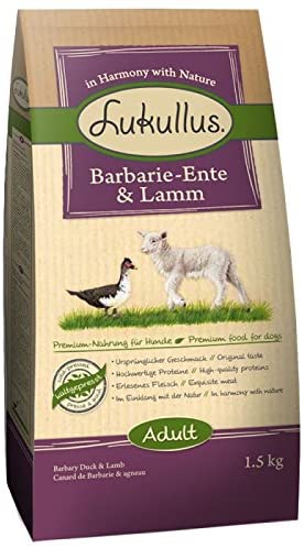  Lukullus Pato de barbería para comida de perro y cordero. Una comida para perro saludable y bien caliente. 