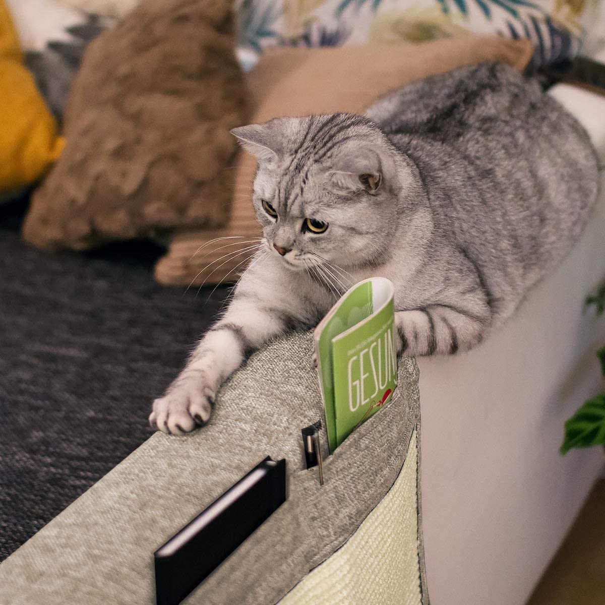  Navaris Rascador para Gatos con Organizador - Protector de sofá con Bolsillos contra arañazos de Gato Perro - Afilador de uñas de sisal - Marrón 