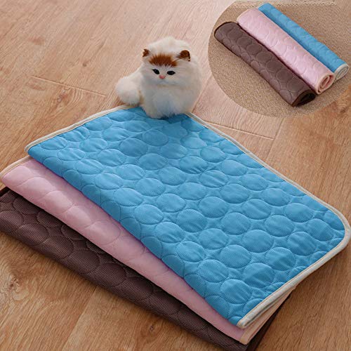 BVAGSS Transpirable Alfombra de Dormir Suave y Refrescante Almohadilla de refrigeración para Perros Gatos XH017 (L, Blue)