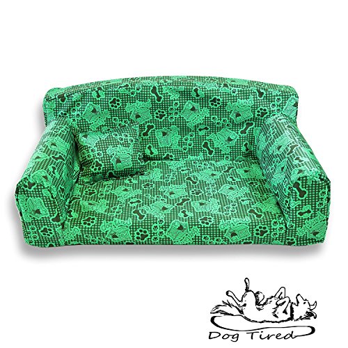 Dog Tired Green - Sofá para mascotas  Cama para perro en 3 tamaños. Funda de material moderno. Fabricado en Reino Unido.