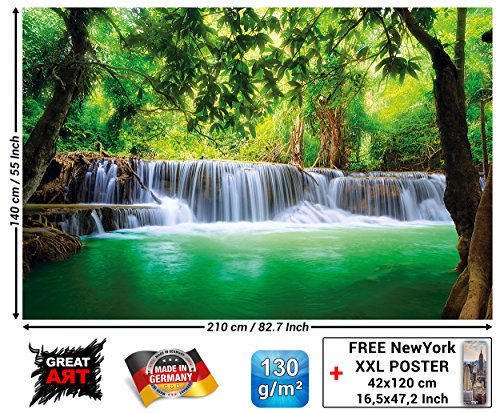 Foto mural Cascada de Feng Shui Decoración Naturaleza Selva Paisaje Paraíso Vacaciones Tailandia Asia Wellness Spa Relax I foto-mural foto póster deco pared by GREAT ART (210 x 140 cm)