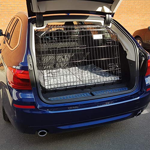 Pet World UK COMPATIBLE JAULA PARA PERROS PARA EL COCHE PARA BMW Serie 5 de 2017 soporte de cachorro de guardia delantero inclinado