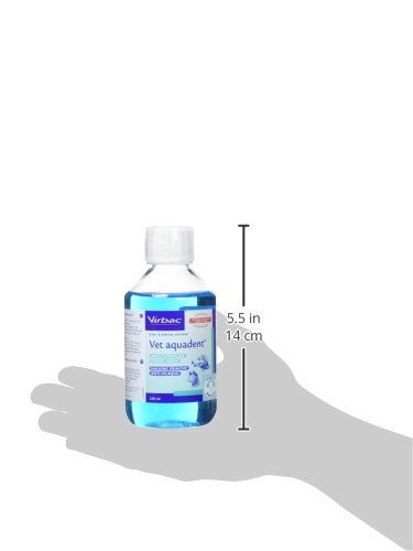 Virbac Vet Aquadent 250ml (Mejora la salud bucodental). Para perros y gatos.