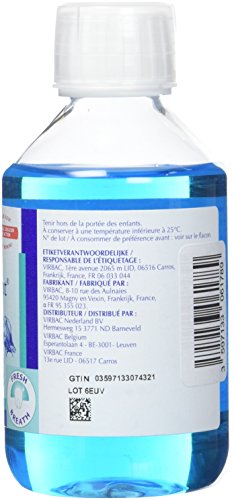 Virbac Vet Aquadent 250ml (Mejora la salud bucodental). Para perros y gatos.