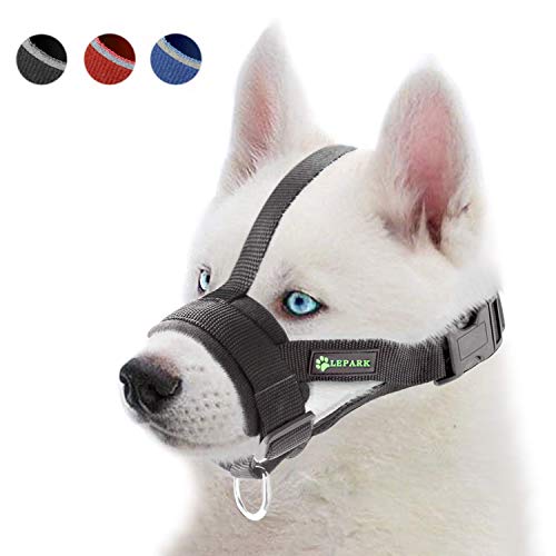 ILEPARK Bozal Suave para Perros Nylon Grandes Pequeños Medianos, Previene Mordidas, Ladridos y Que Mastiquen, Bozal Lazo Ajustable(XXL,Negro)