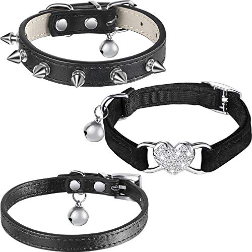 3 Collares de Gato con Campanas de Seguridad, Cuero Negro Clásico Básico, Cuero con Remaches, Diamantes de Imitación de Corazón, Longitud Ajustable de 7 a 10,6 Pulgadas para Mascota