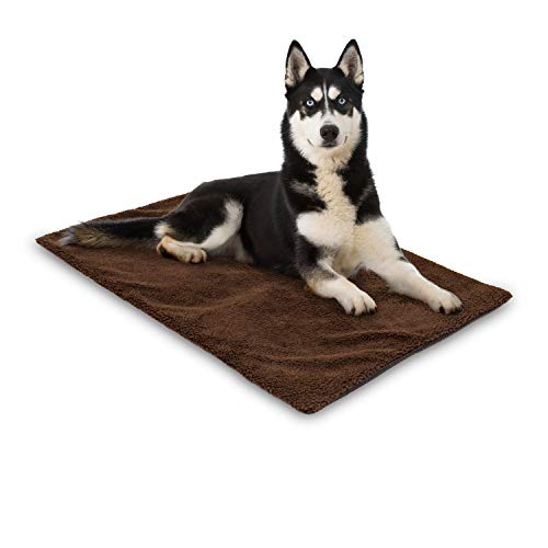 Bella & Balu Manta térmica para mascotas (100 X 70 cm) Incl. Paño de microfibra para limpiar las patas, esterilla térmica y aislante con funda suave para perros y gatos, sin electricidad ni batería