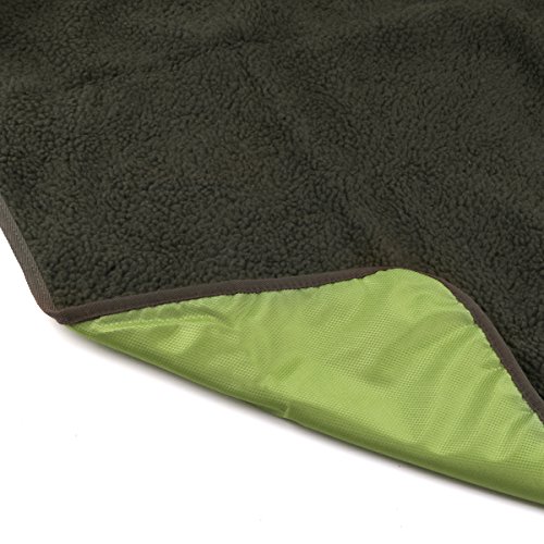 FancyWhoop Manta para Mascotas, Impermeable y de Felpa Manta para Perros con Bolsa de Transporte portátil para Perros Perrito Gato Aplicaciones para exteriore 100 X 70cm Verde