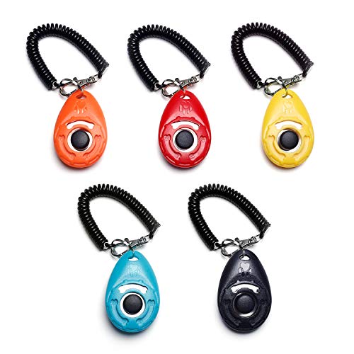 Toozey Clicker - Clicker para perros, 5 unidades, con correa de mano, botón grande, 5 colores, incluye libro electrónico (idioma español no garantizado)