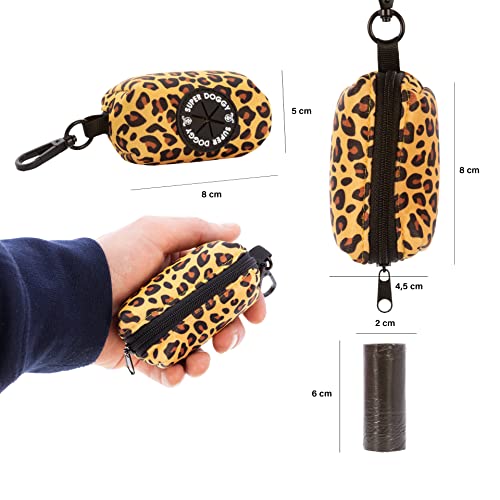 Dispensador de Bolsas Caca Perro - Porta Bolsas de Excrementos con Mosqueton - Bolso Accesorios para Mascotas - Incluye un Rollo de Bolsas (Leopard)