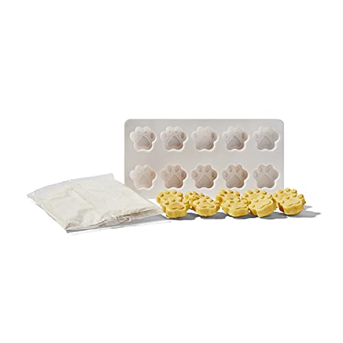 Modern Gourmet Foods, Snoopy, Kit para Hornear Golosinas para Perros, Incluye Molde de Silicona con Forma de Huellas de Perro y Mezcla de Ingredientes