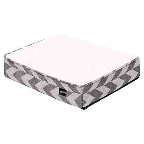 Amazon Basics - Cama para mascotas, espuma, tamaño pequeño, color blanco y negro