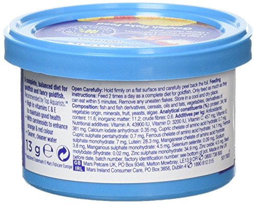 AQUARIAN Complete Nutrition - Comida para Peces de Acuario en Escamas, Especial para Doradas y Peces de Agua fría